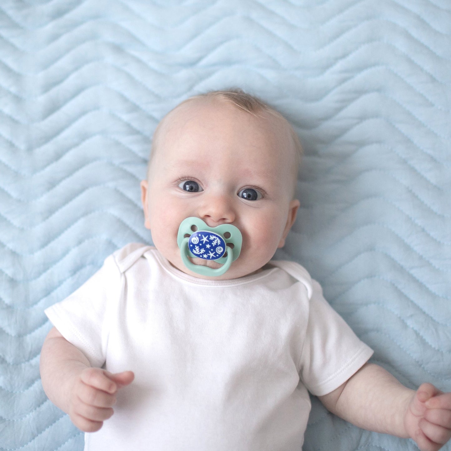 Advantage Baby Pacifier, Fully Symmetrical, Silicone Bulb, 0-6M, BPA Free, Sunrise/Glow, 4 Pack