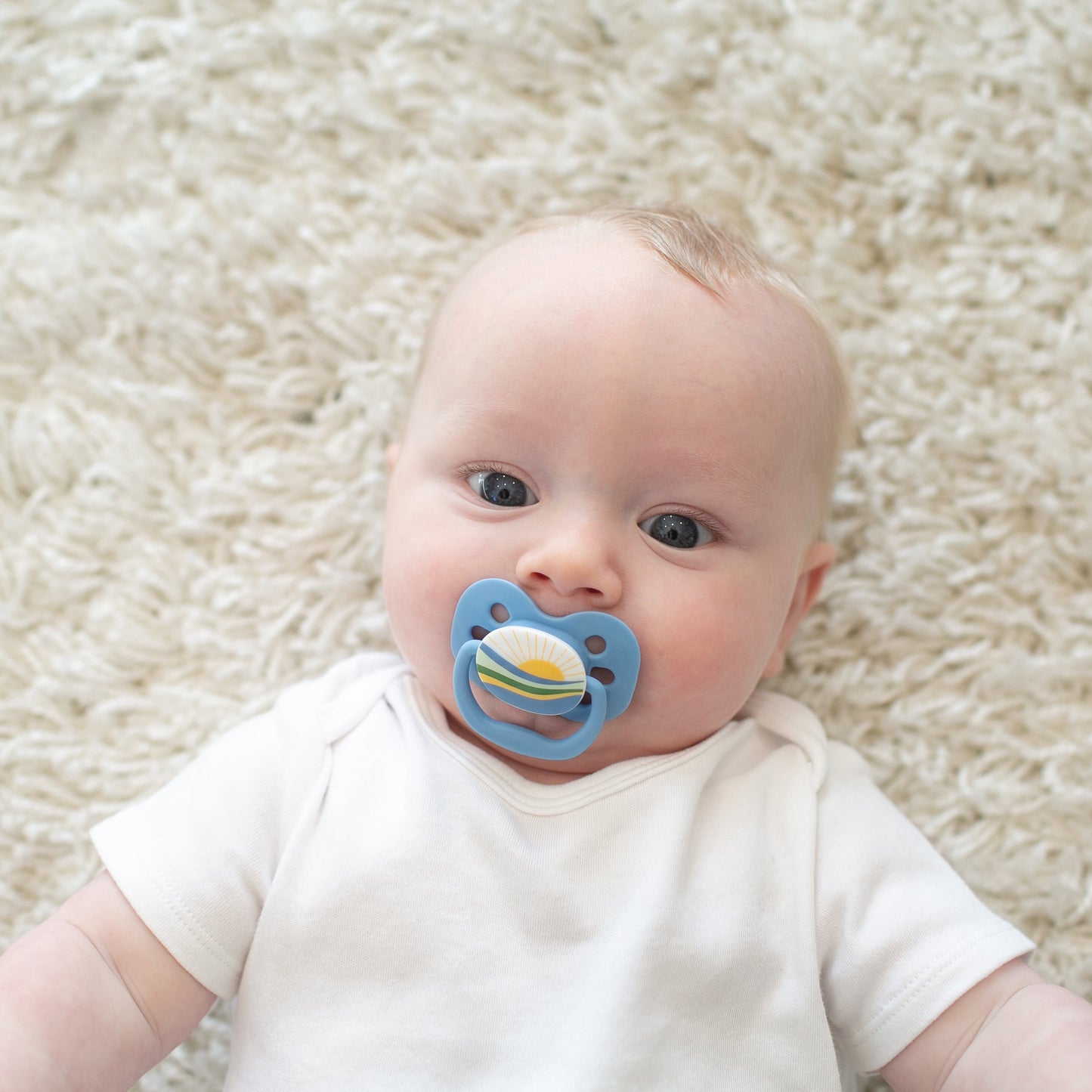 Advantage Baby Pacifier, Fully Symmetrical, Silicone Bulb, 0-6M, BPA Free, Sunrise/Glow, 4 Pack