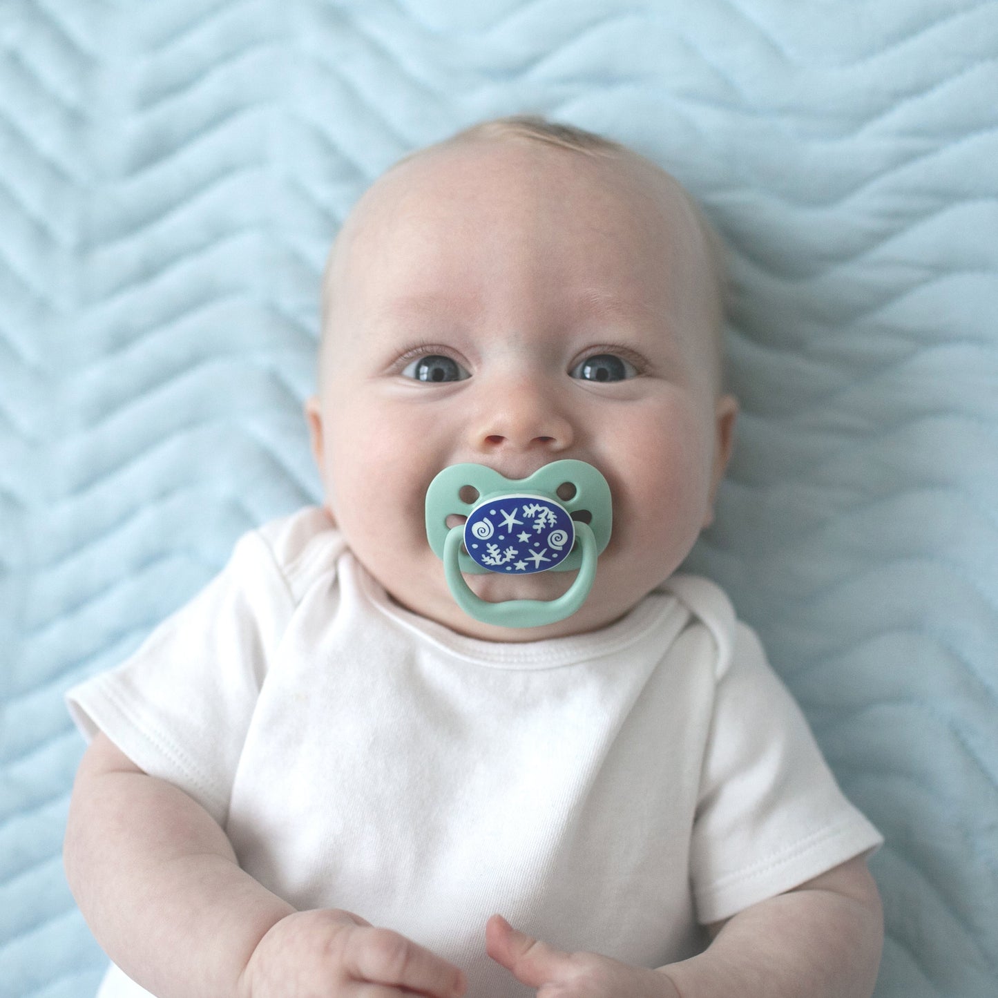 Advantage Baby Pacifier, Fully Symmetrical, Silicone Bulb, 0-6M, BPA Free, Sunrise/Glow, 4 Pack