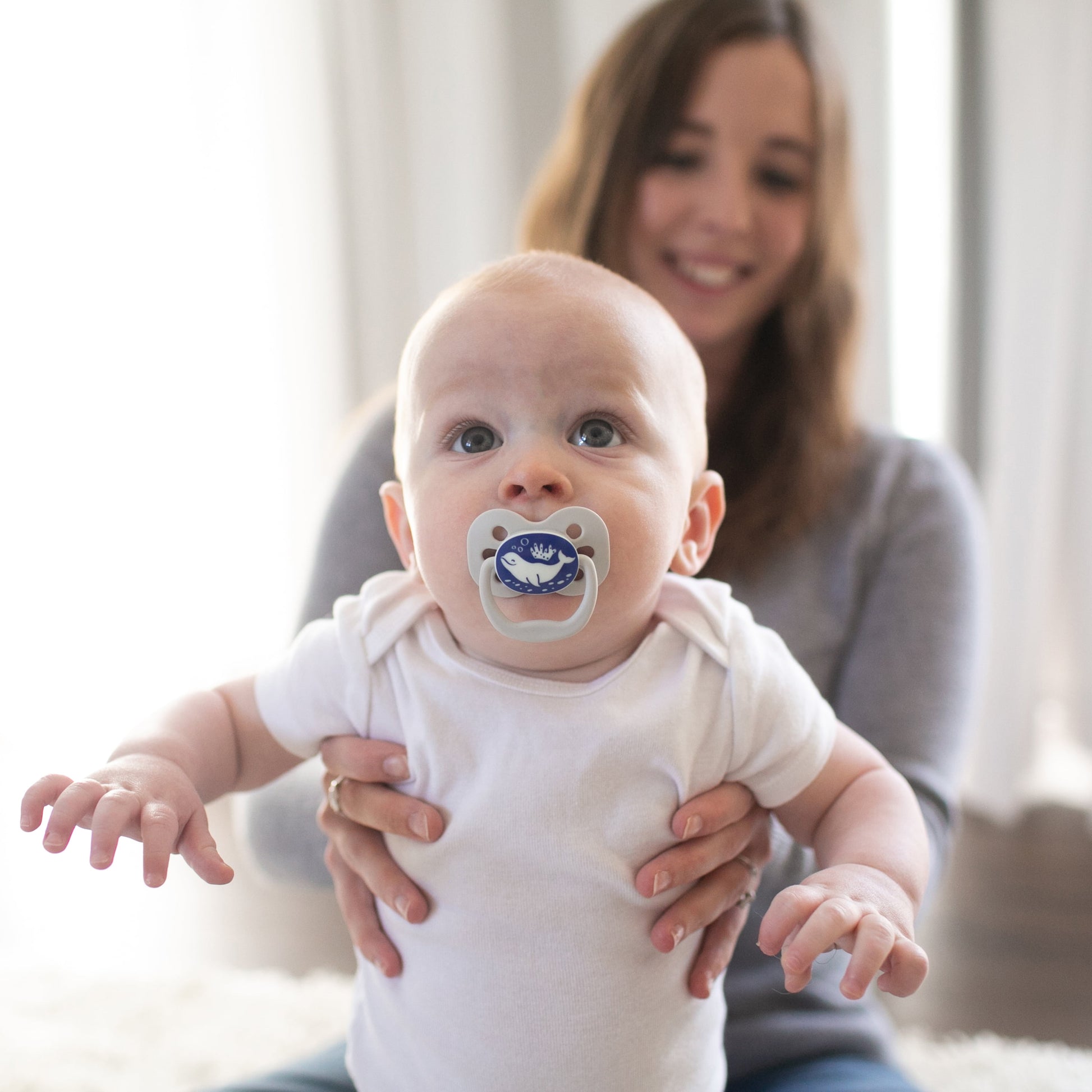 Advantage Baby Pacifier, Fully Symmetrical, Silicone Bulb, 0-6M, BPA Free, Sunrise/Glow, 4 Pack