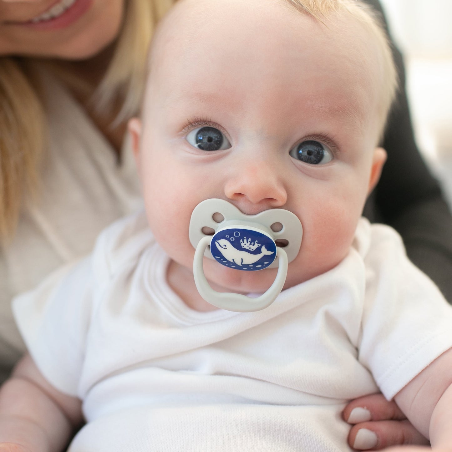 Advantage Baby Pacifier, Fully Symmetrical, Silicone Bulb, 0-6M, BPA Free, Sunrise/Glow, 4 Pack