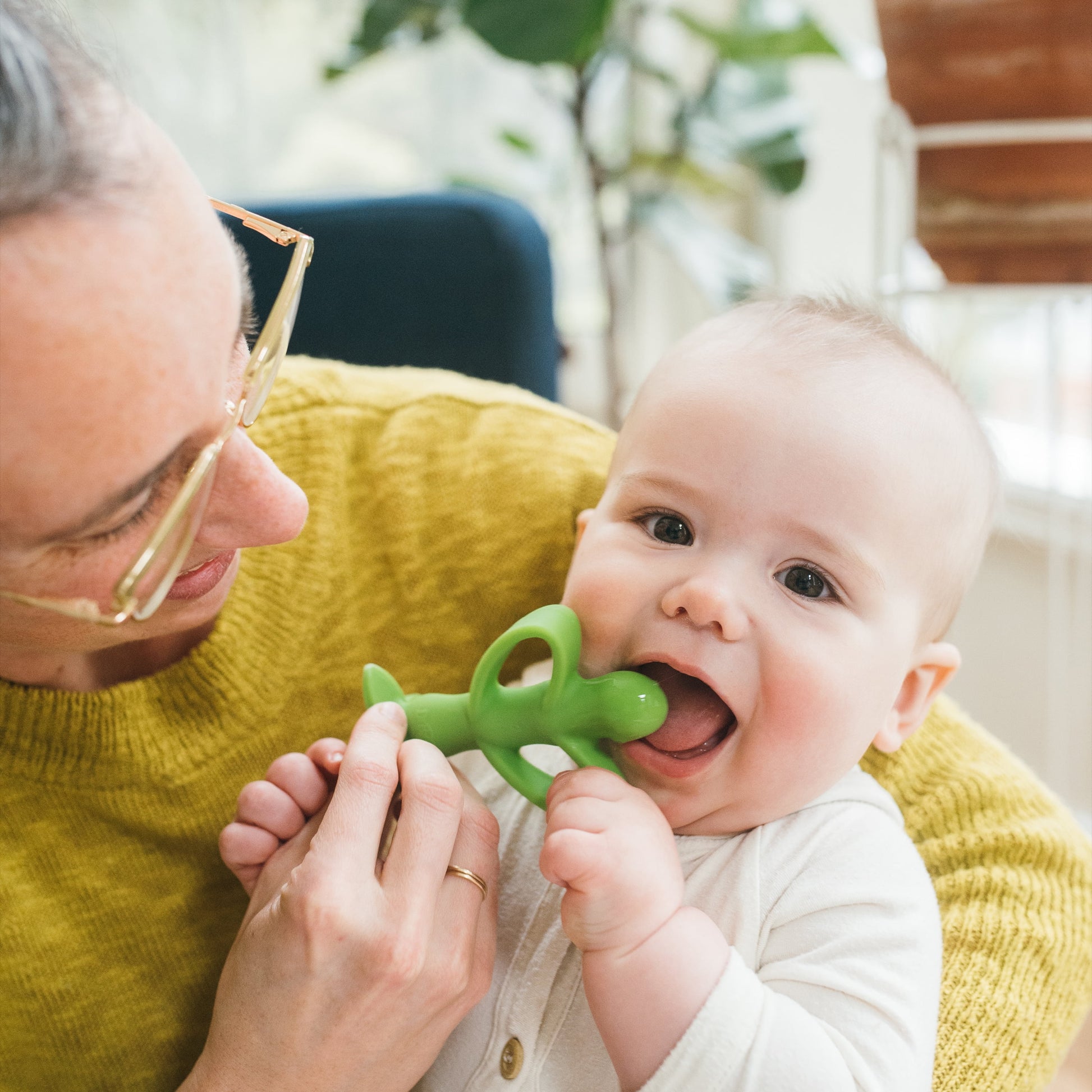 Peapod Teether & Training Toothbrush, Soft 100% Silicone, BPA Free, 3M+, 1 Pack