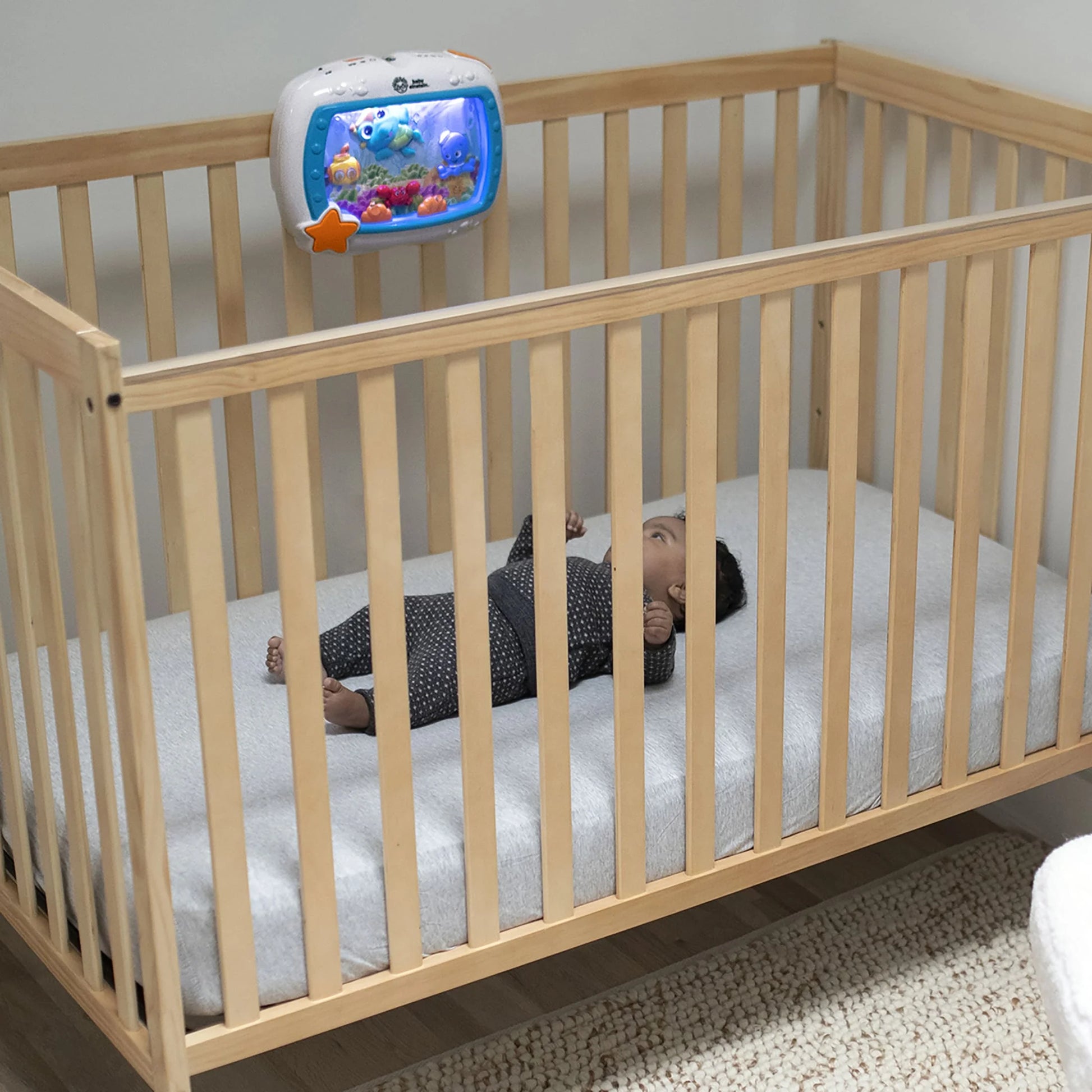 Sea Dreams Soother Sleep Sound Machine with White Noise and Remote, Multicolor, for Infants and Kids, 0 Months+